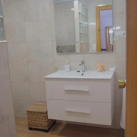 Casa Iantmar 2 *